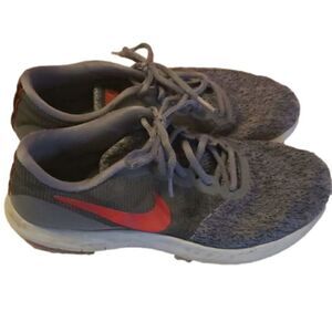 ‎𝅺Nike Flex Contact Running Shoe Size 8